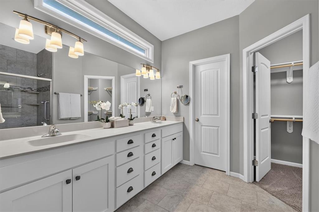 310 Crestview Court