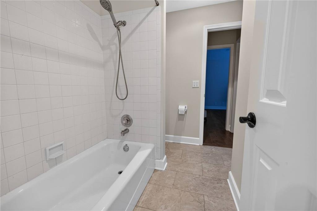 5449 NE Northgate Crossing