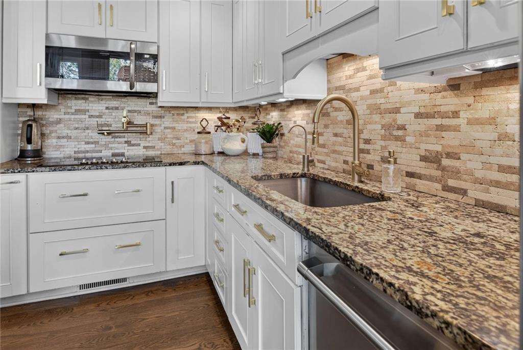 5449 NE Northgate Crossing