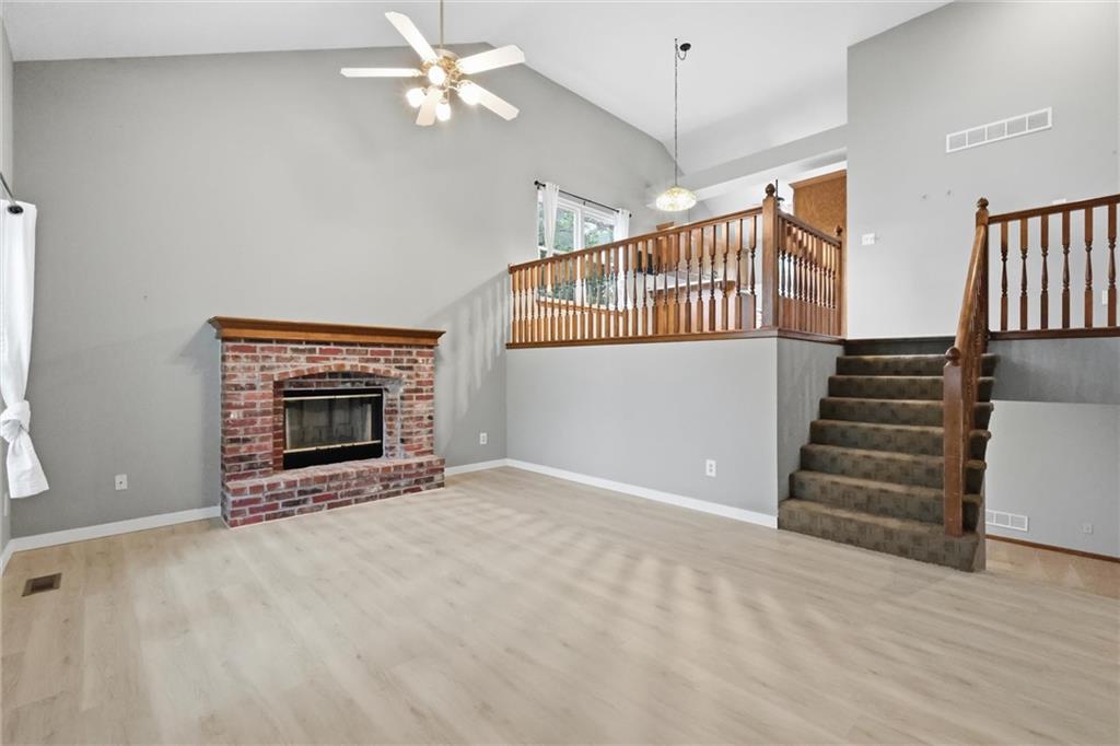 701 NW Rosaceae Drive