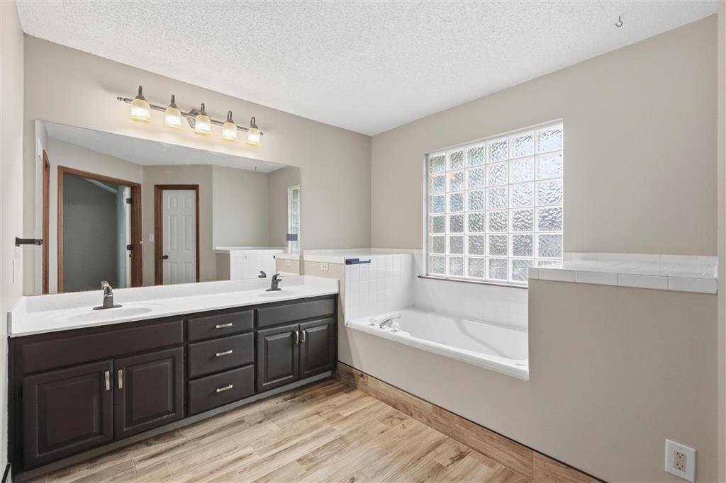 701 NW Rosaceae Drive
