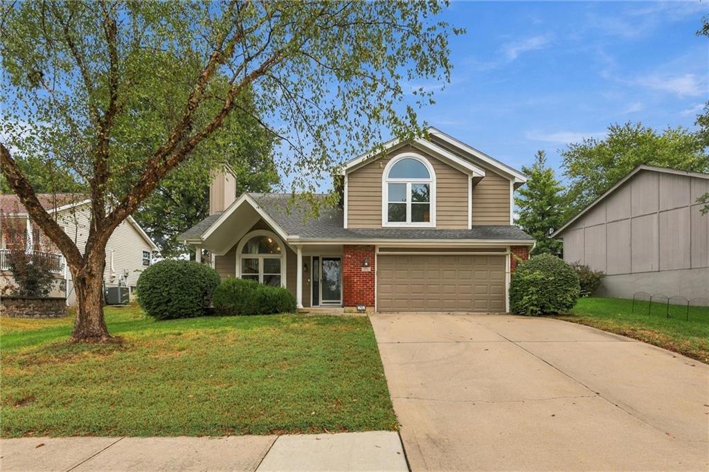 701 NW Rosaceae Drive