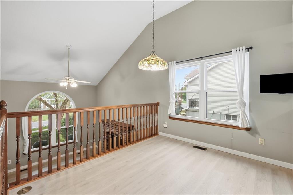 701 NW Rosaceae Drive