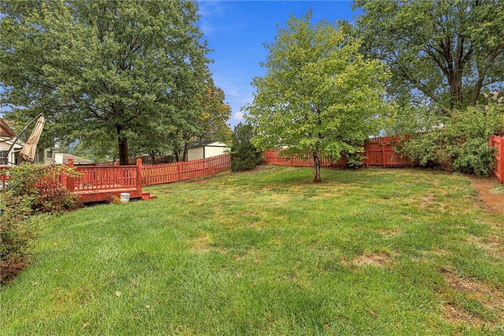 701 NW Rosaceae Drive