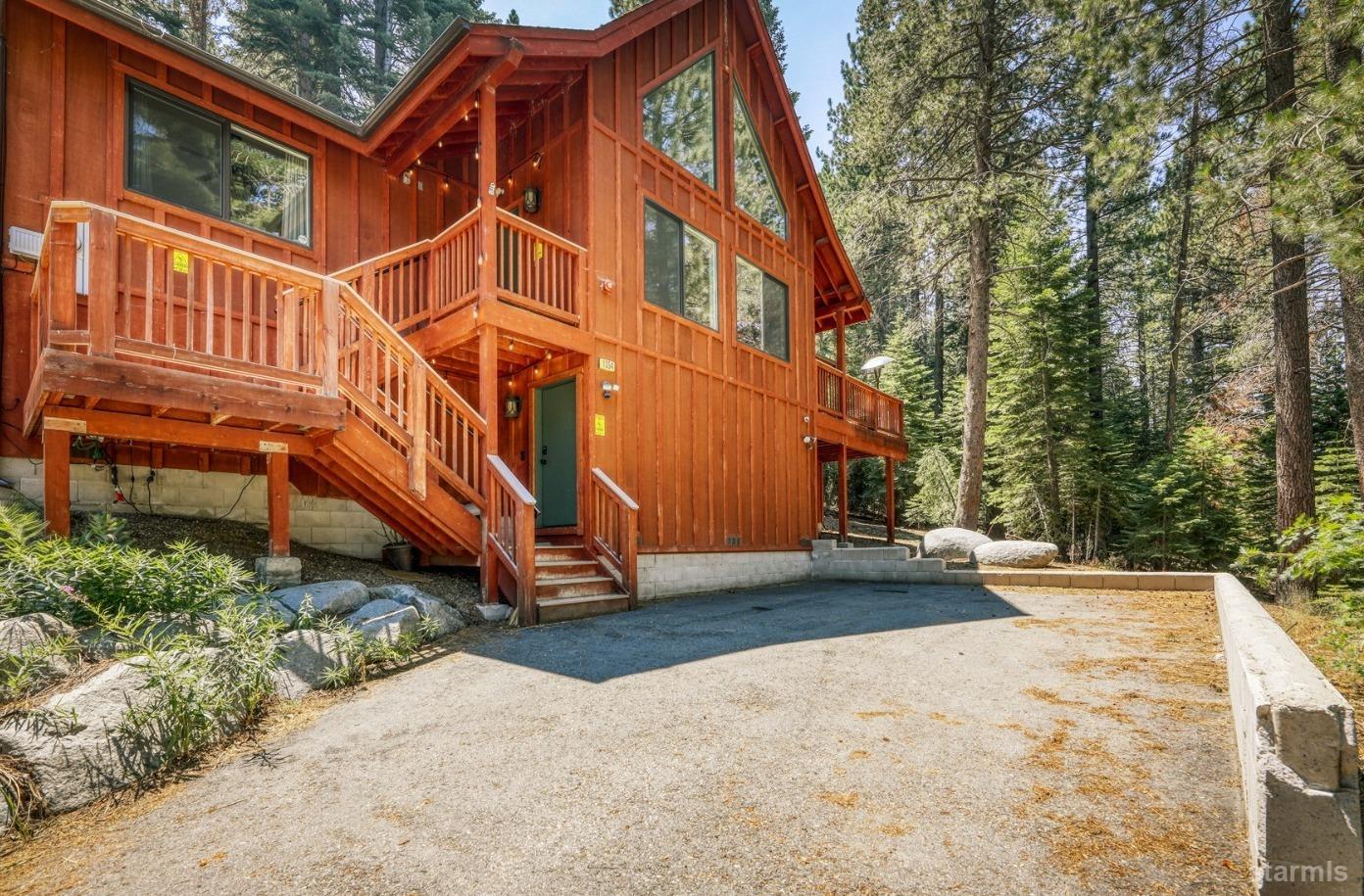 1354 Thunderbird Drive