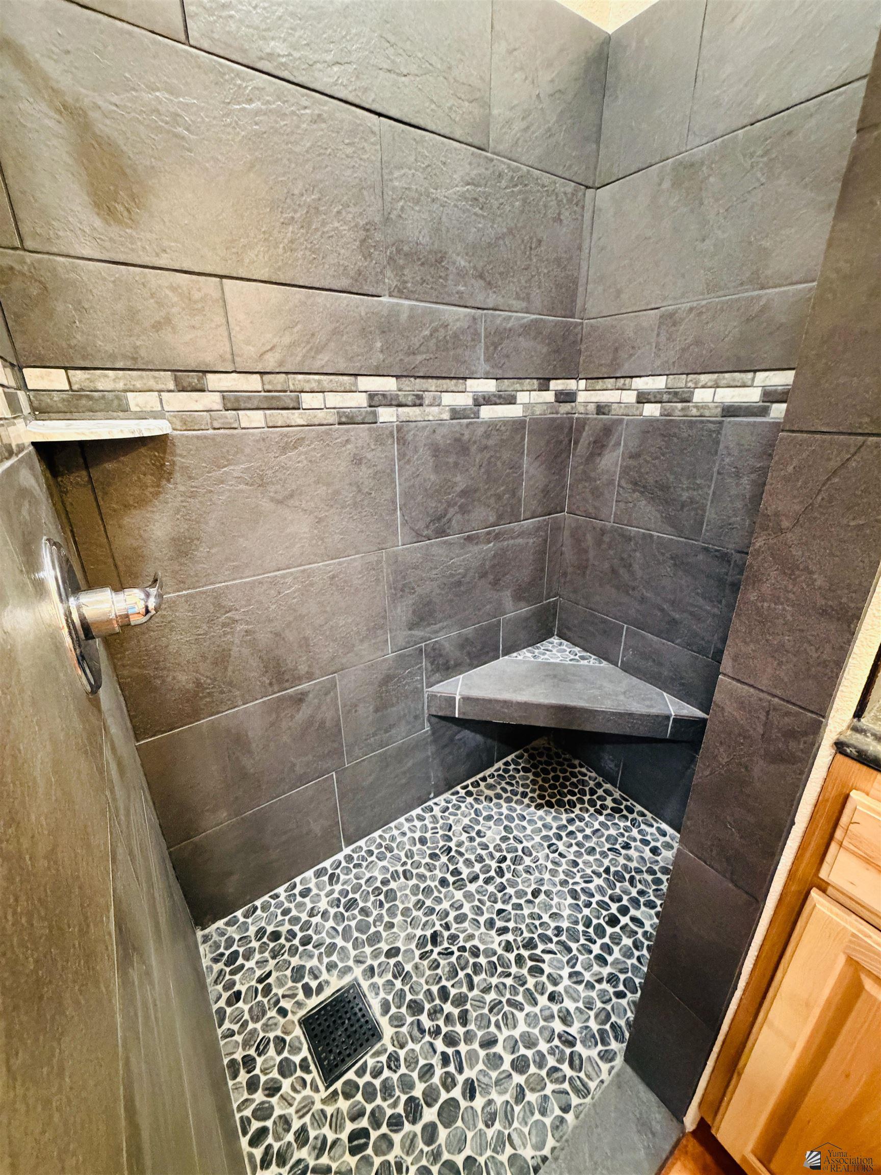 12608 E 47 St