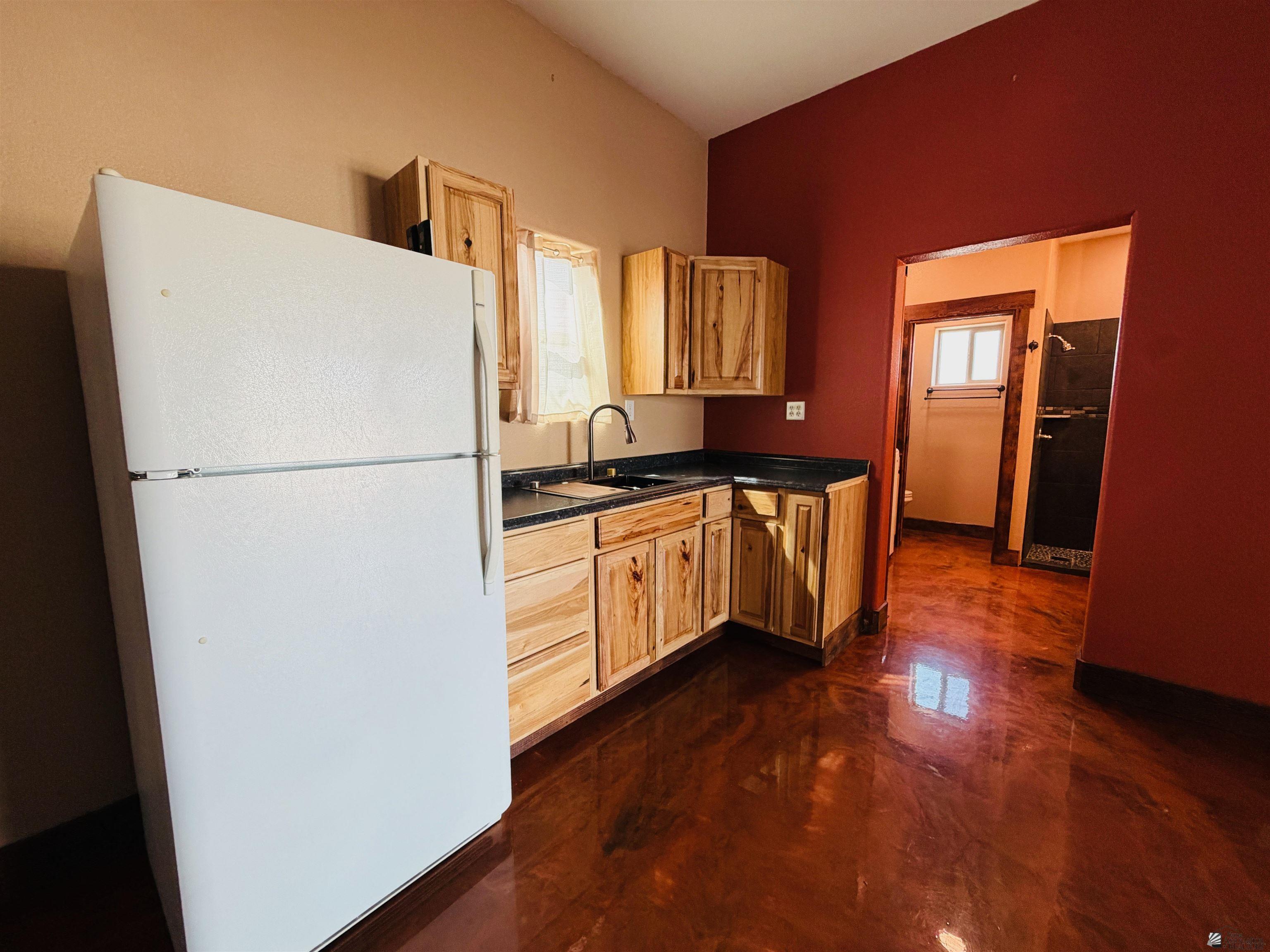 12608 E 47 St