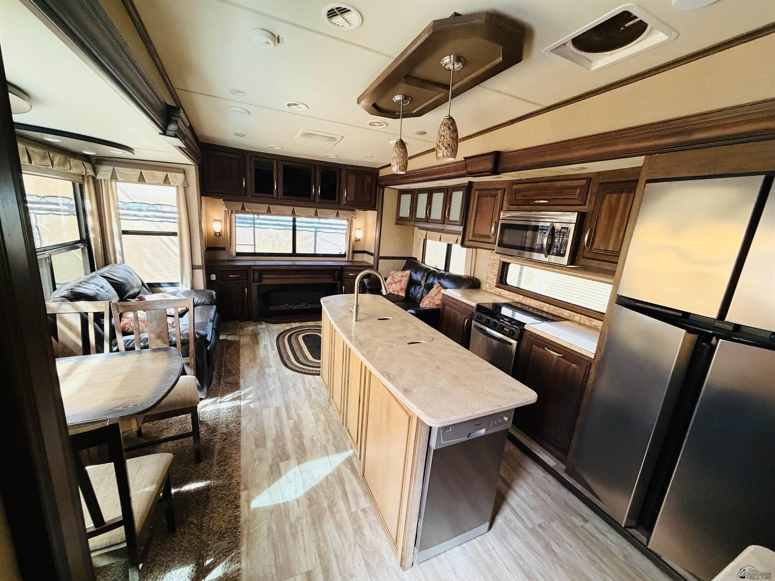 12608 E 47 St