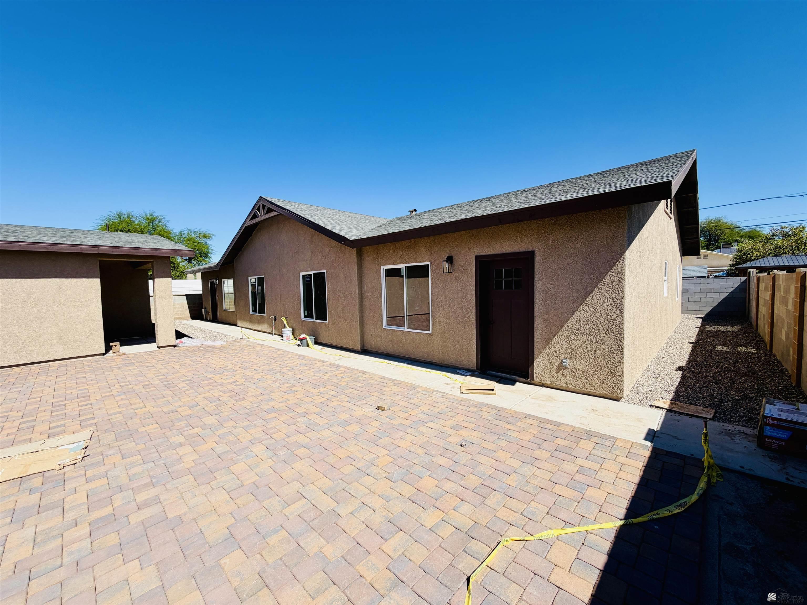 153 N Magnolia Ave