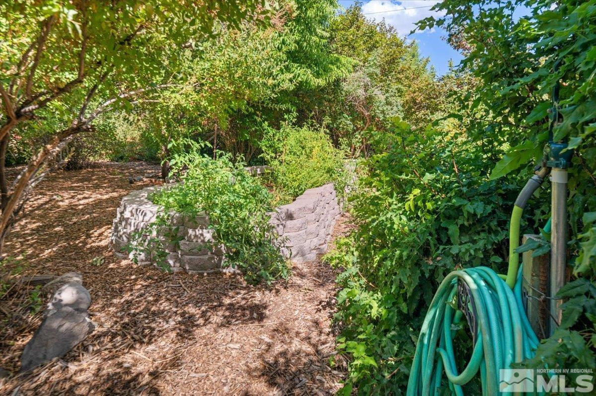 864 Daniel Drive, Reno