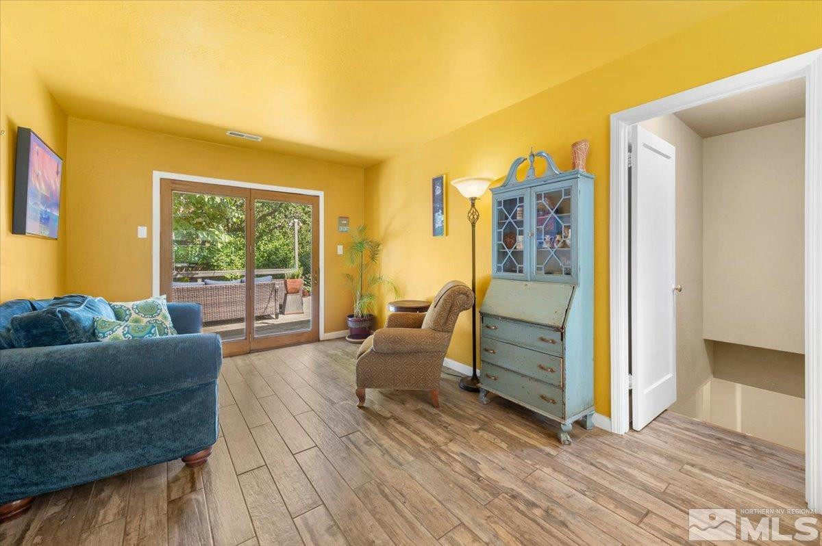 864 Daniel Drive, Reno