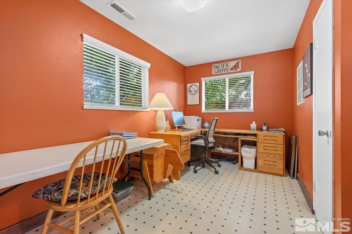 864 Daniel Drive, Reno