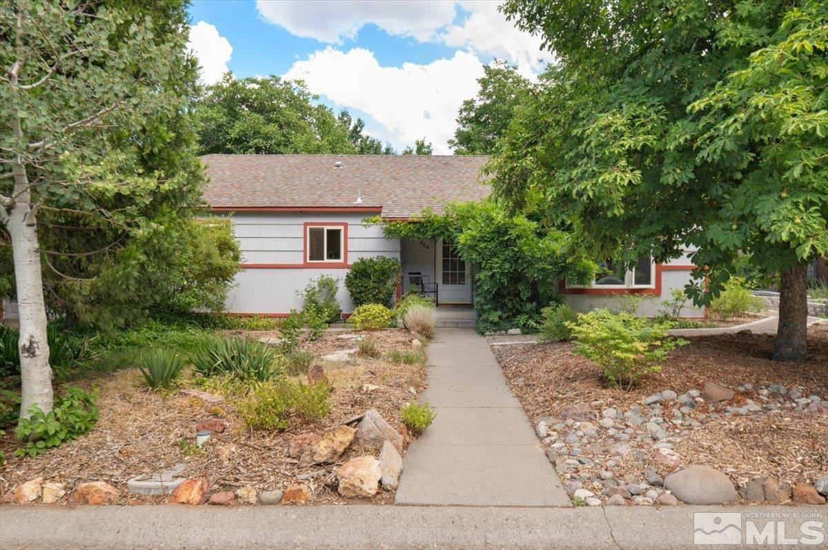 864 Daniel Drive, Reno