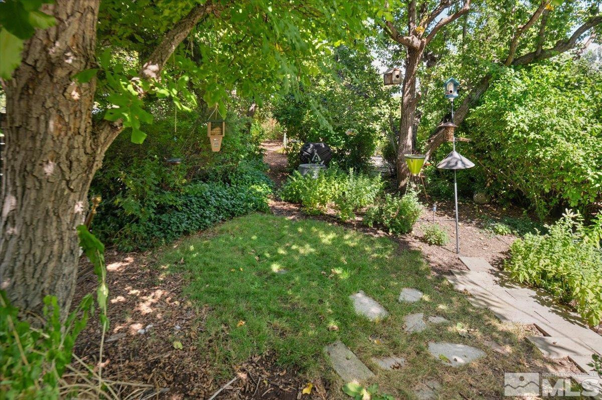 864 Daniel Drive, Reno