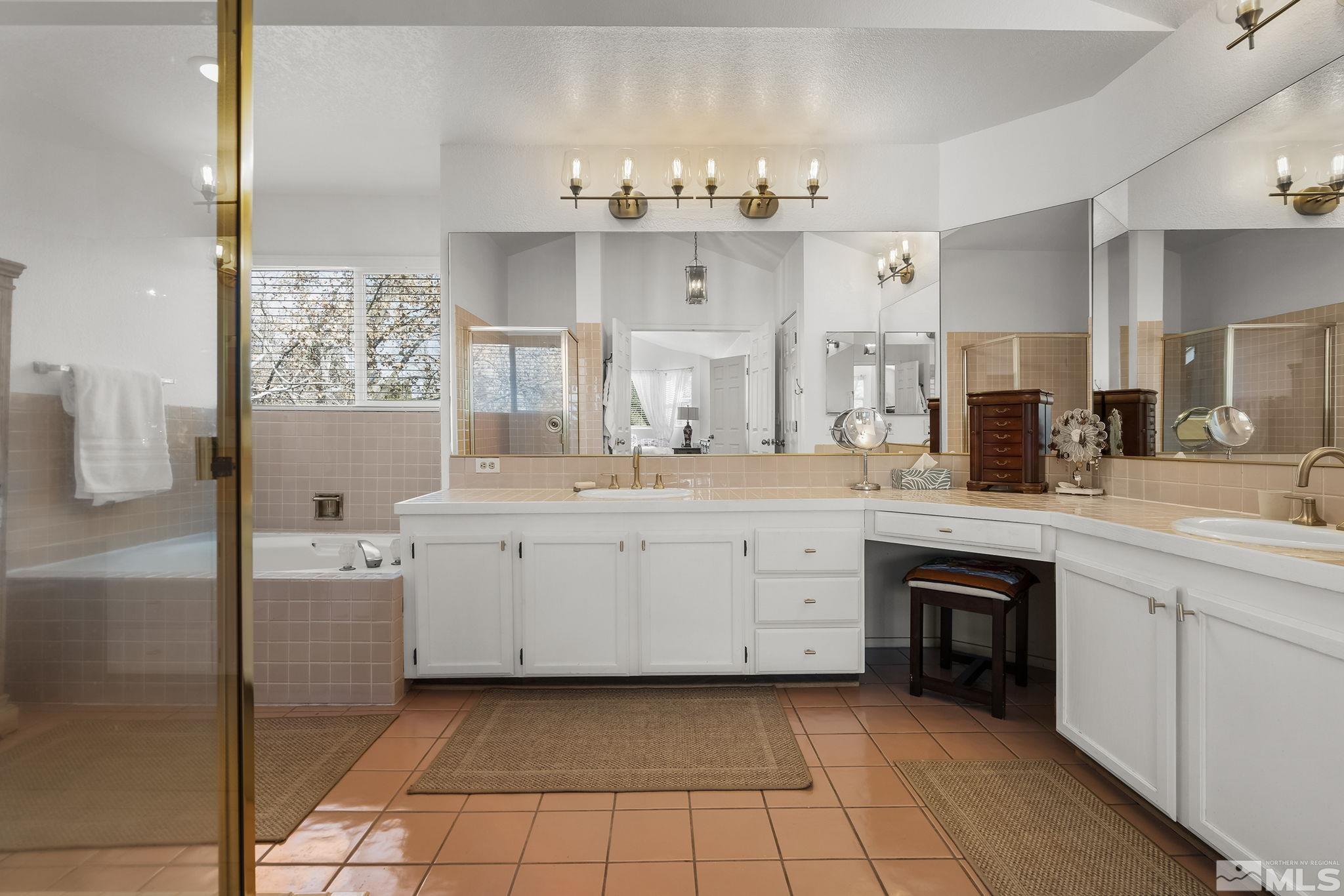 3420 Skyline View Drive