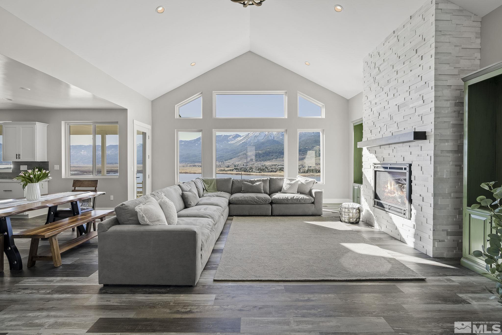 1130 Eastlake Boulevard