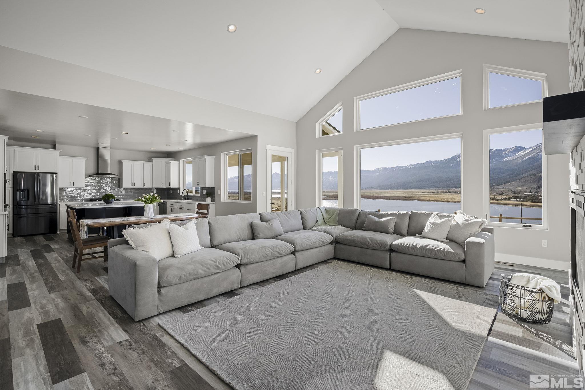 1130 Eastlake Boulevard