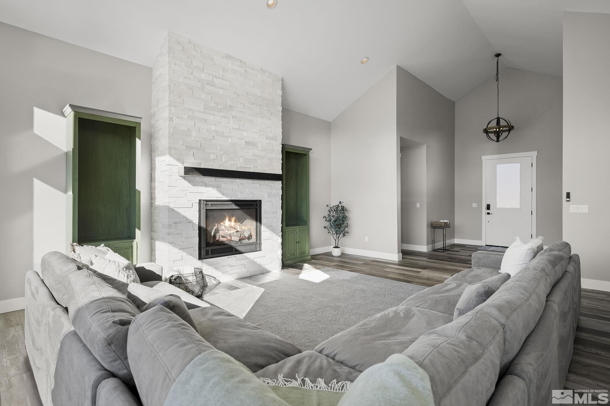 1130 Eastlake Boulevard