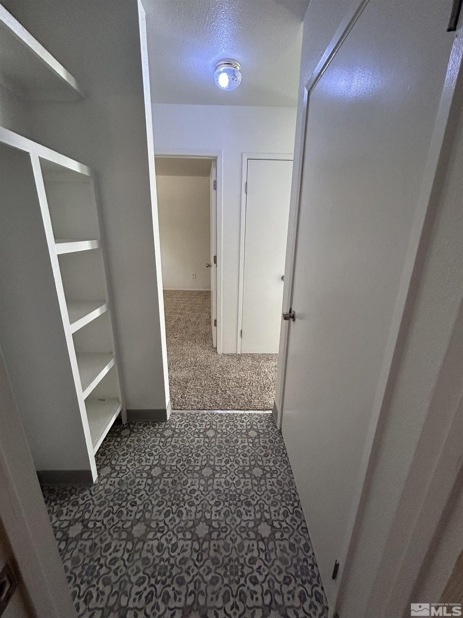 910-920 Cartwheel Drive