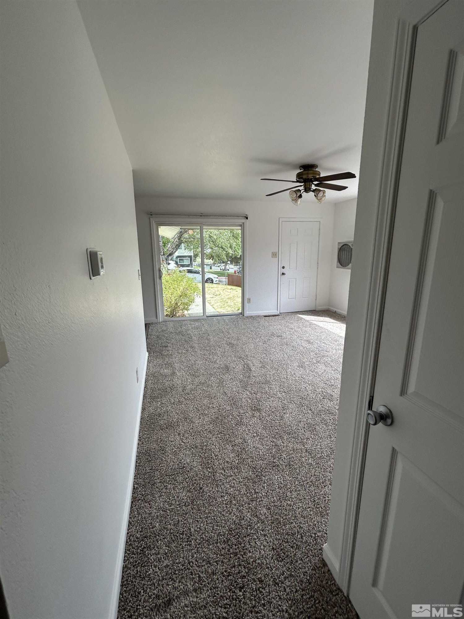 910-920 Cartwheel Drive