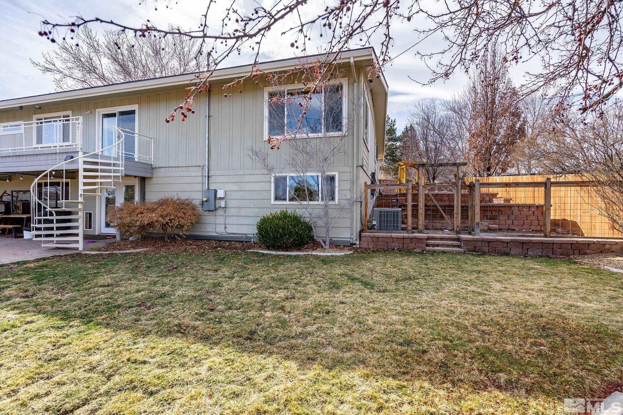 3290 Sunnyvale Avenue