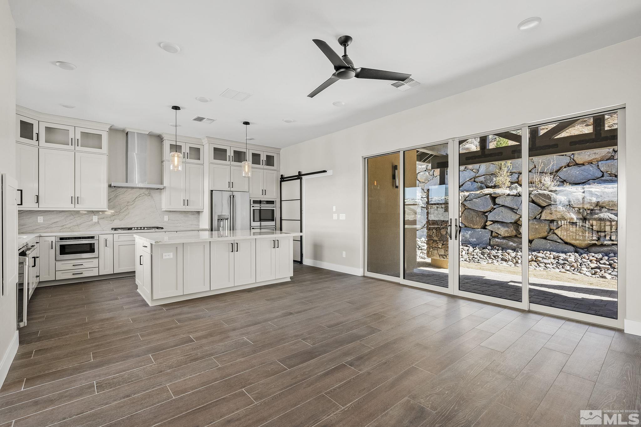 1740 Boulder Ridge Trail