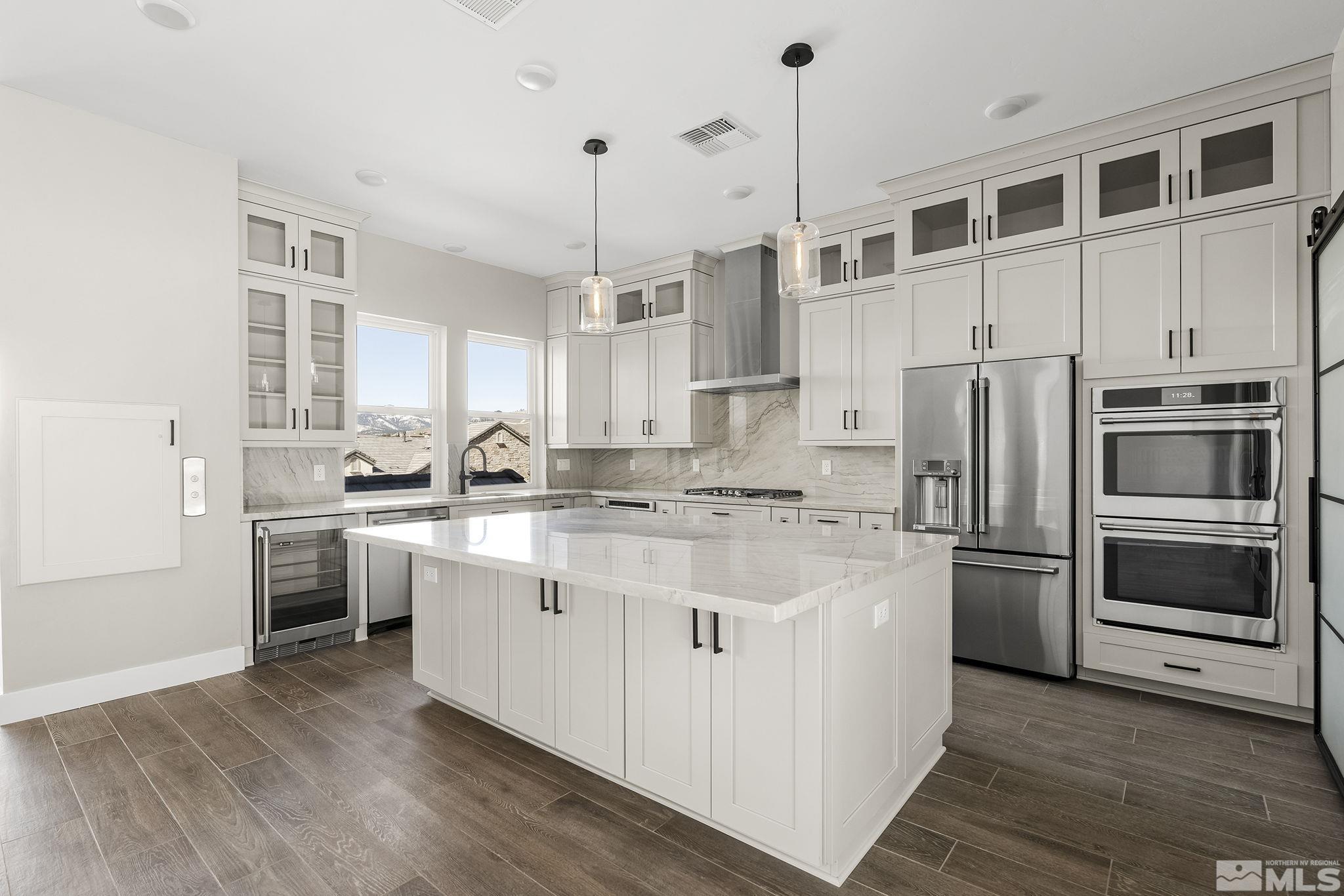 1740 Boulder Ridge Trail