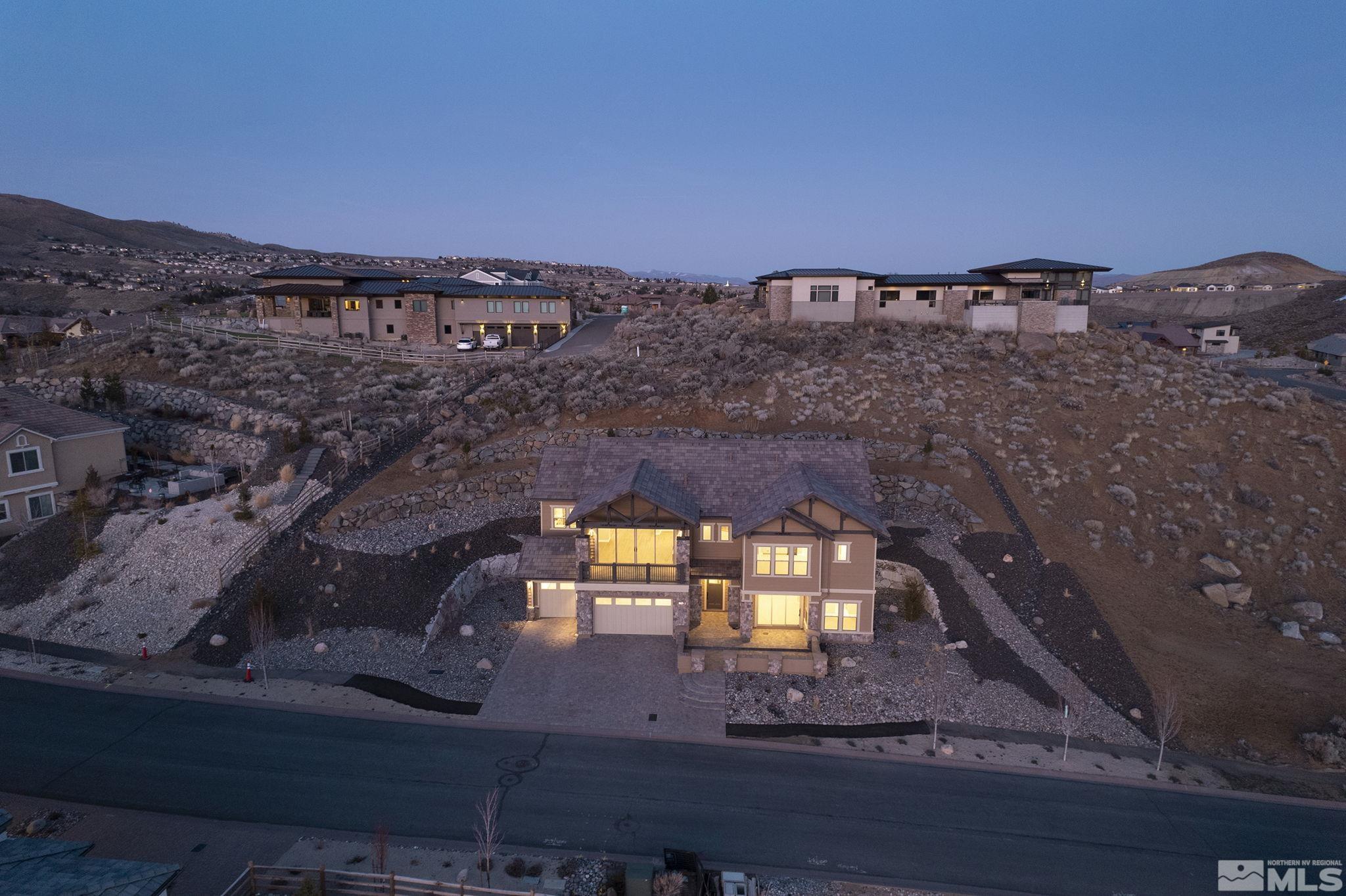 1740 Boulder Ridge Trail