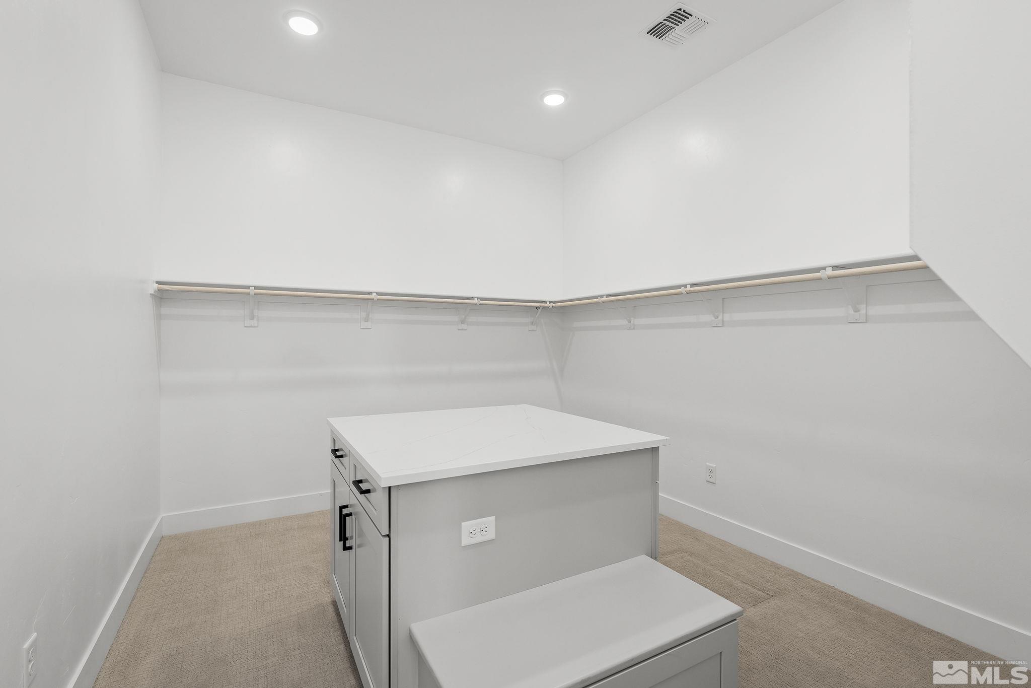 1740 Boulder Ridge Trail