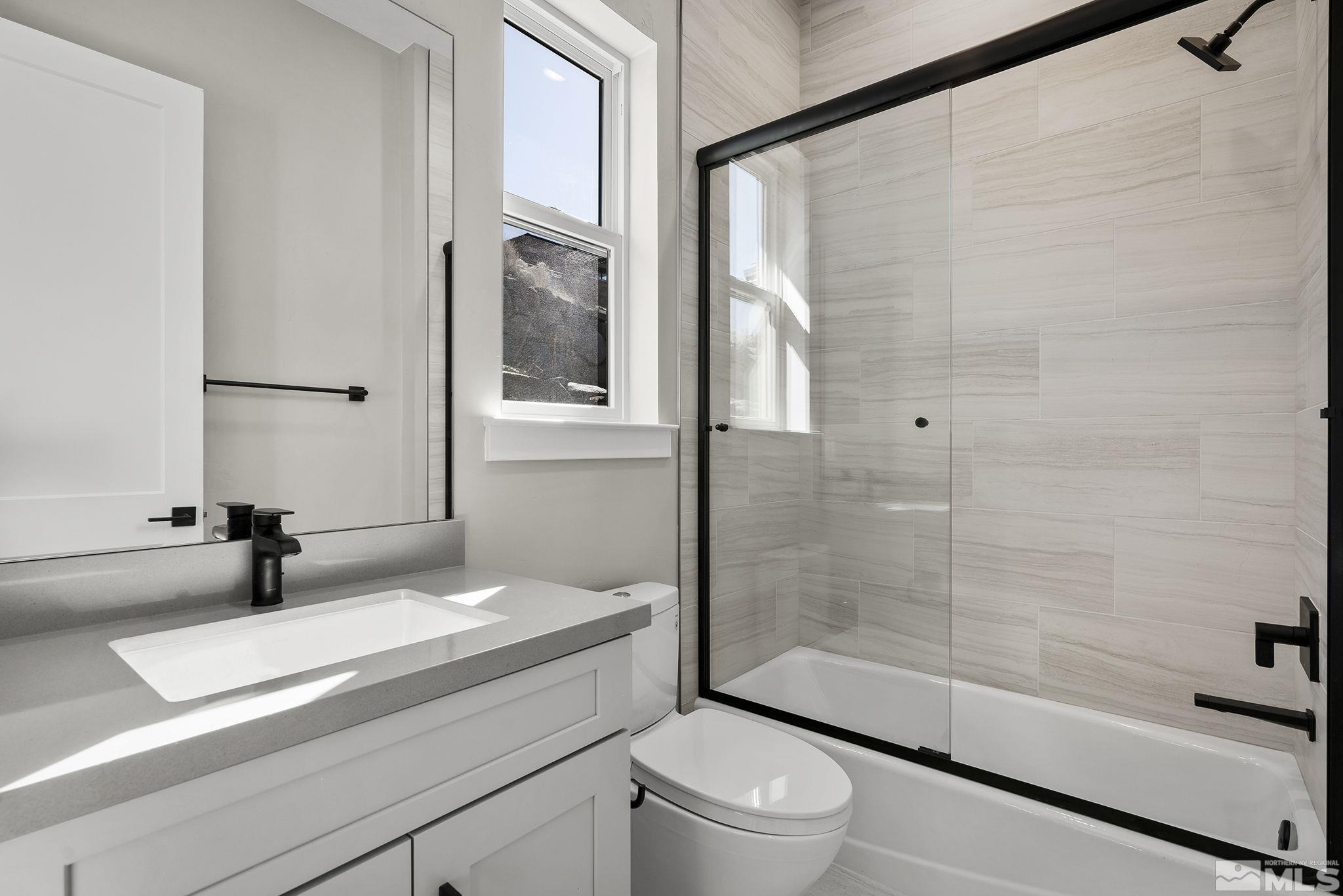 1740 Boulder Ridge Trail