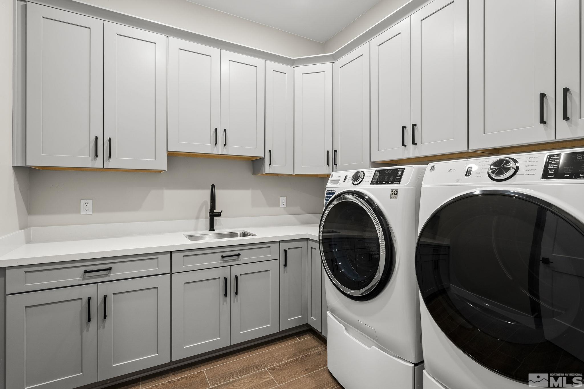 1740 Boulder Ridge Trail