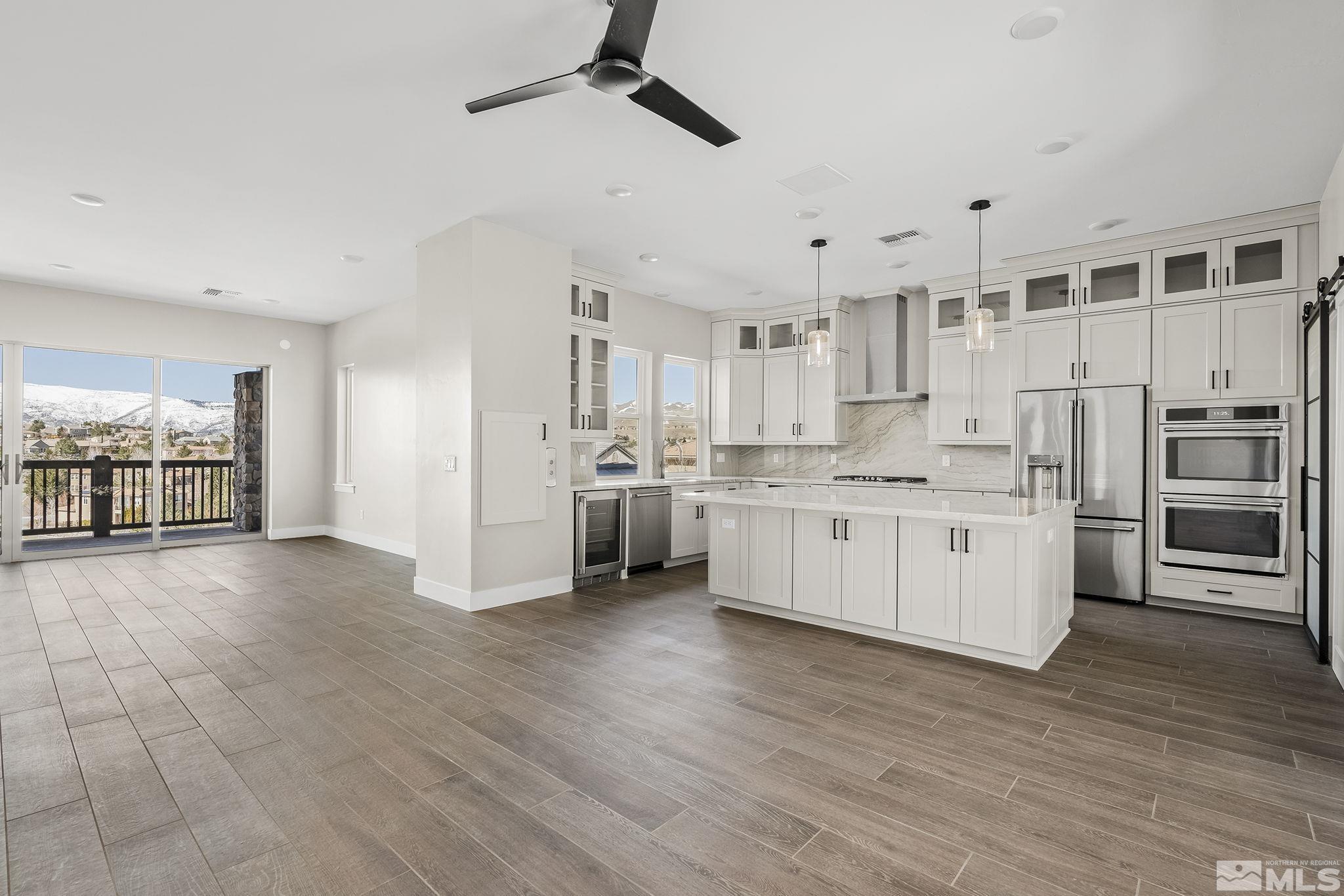 1740 Boulder Ridge Trail