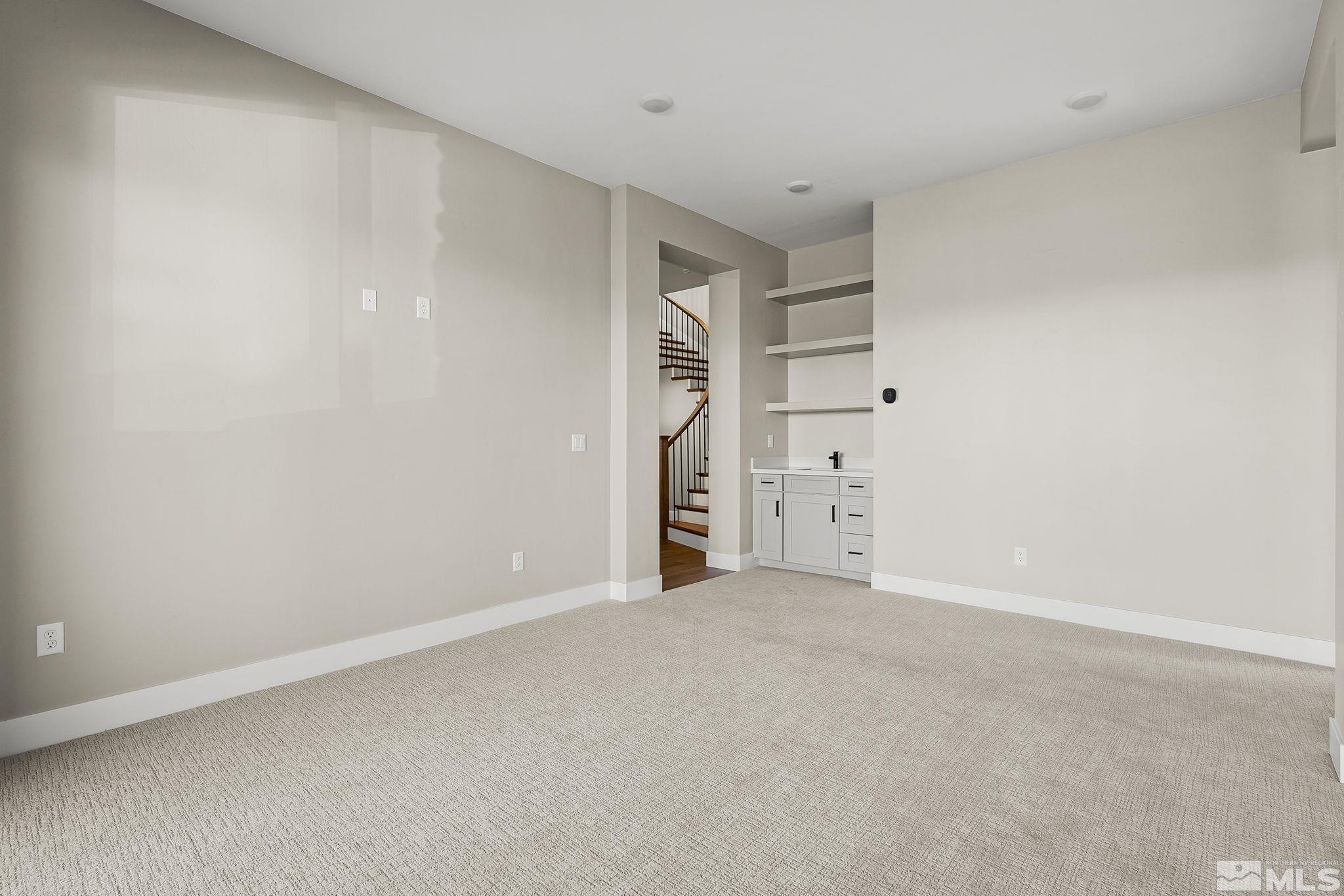 1740 Boulder Ridge Trail