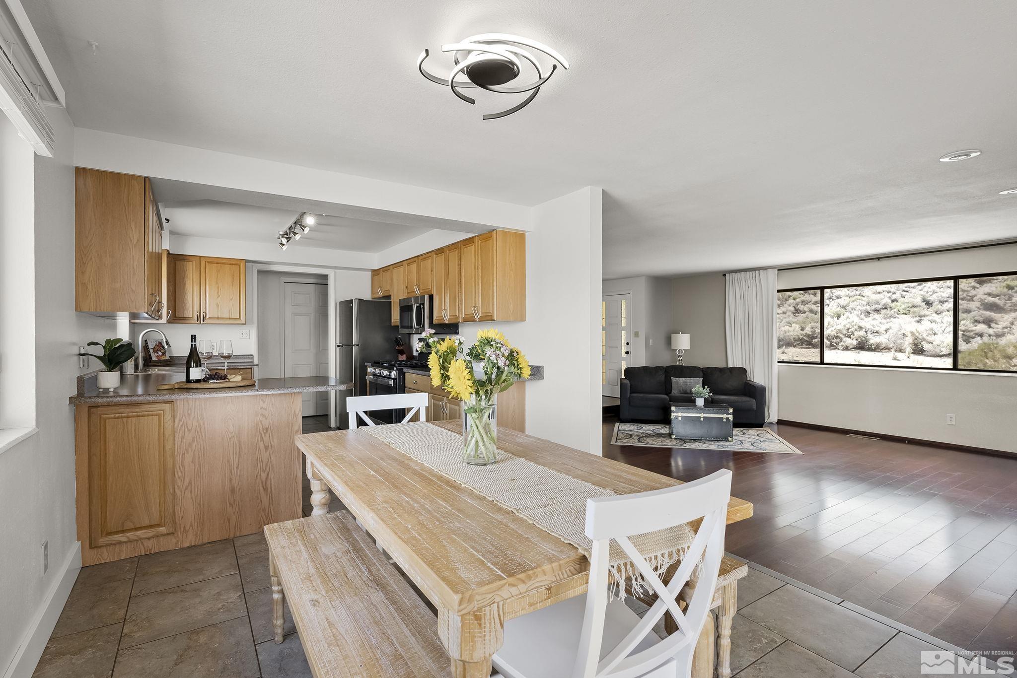 4255 Jumbo Grade Way