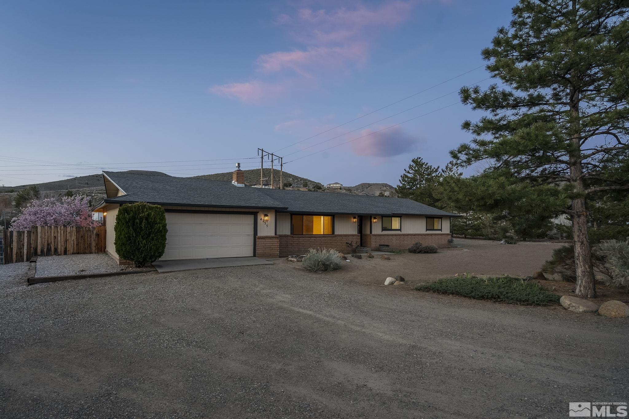 4255 Jumbo Grade Way