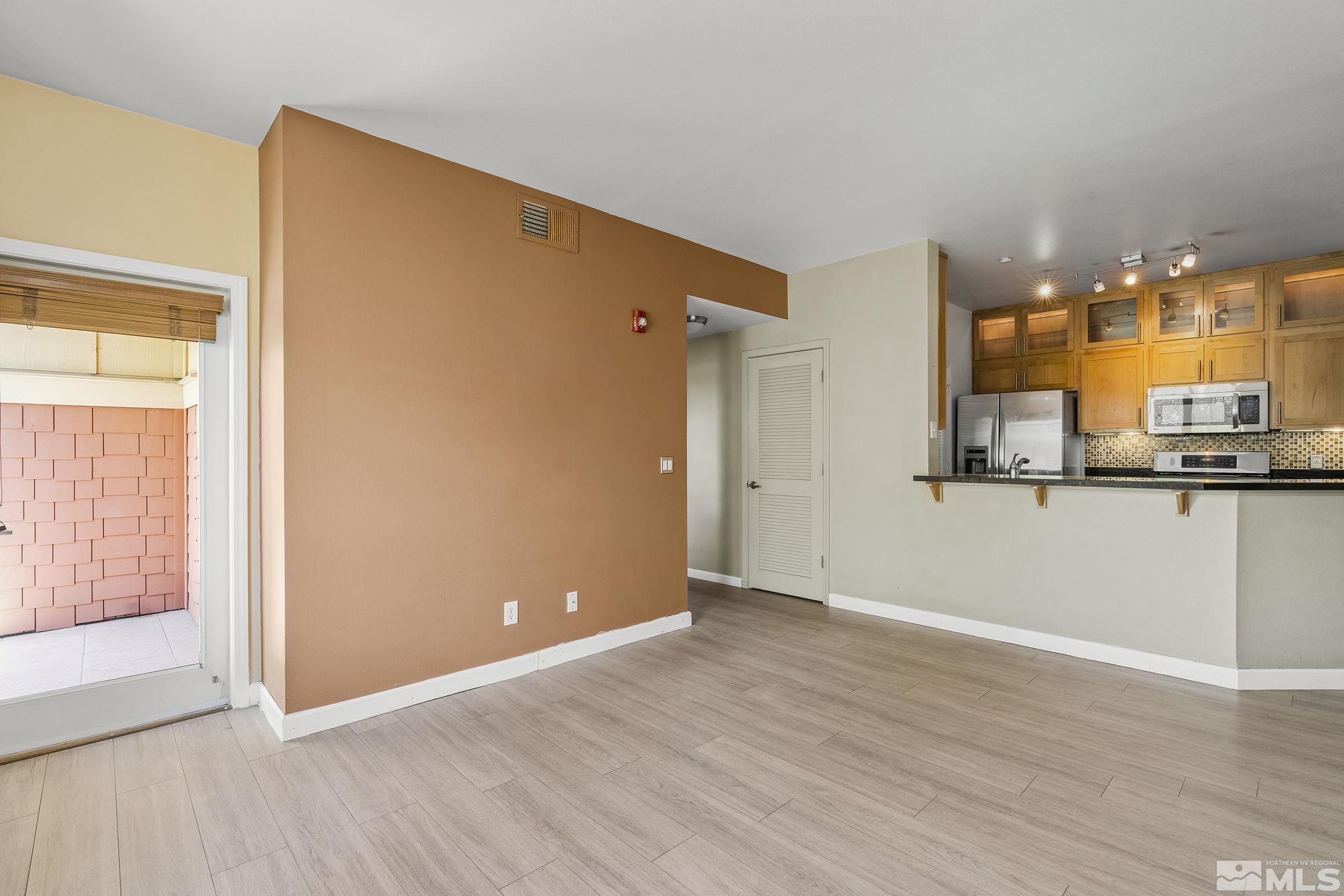 1450 Idlewild Drive, 1034