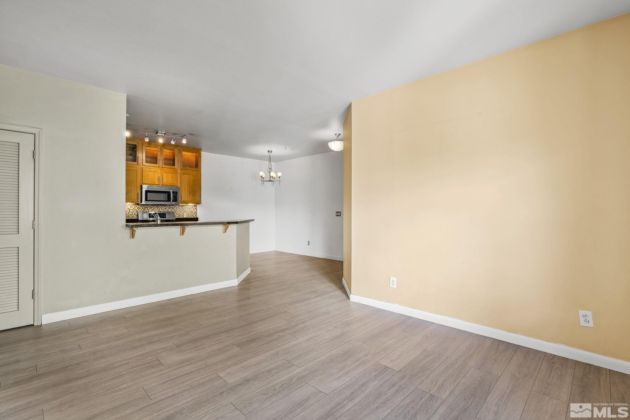 1450 Idlewild Drive, 1034