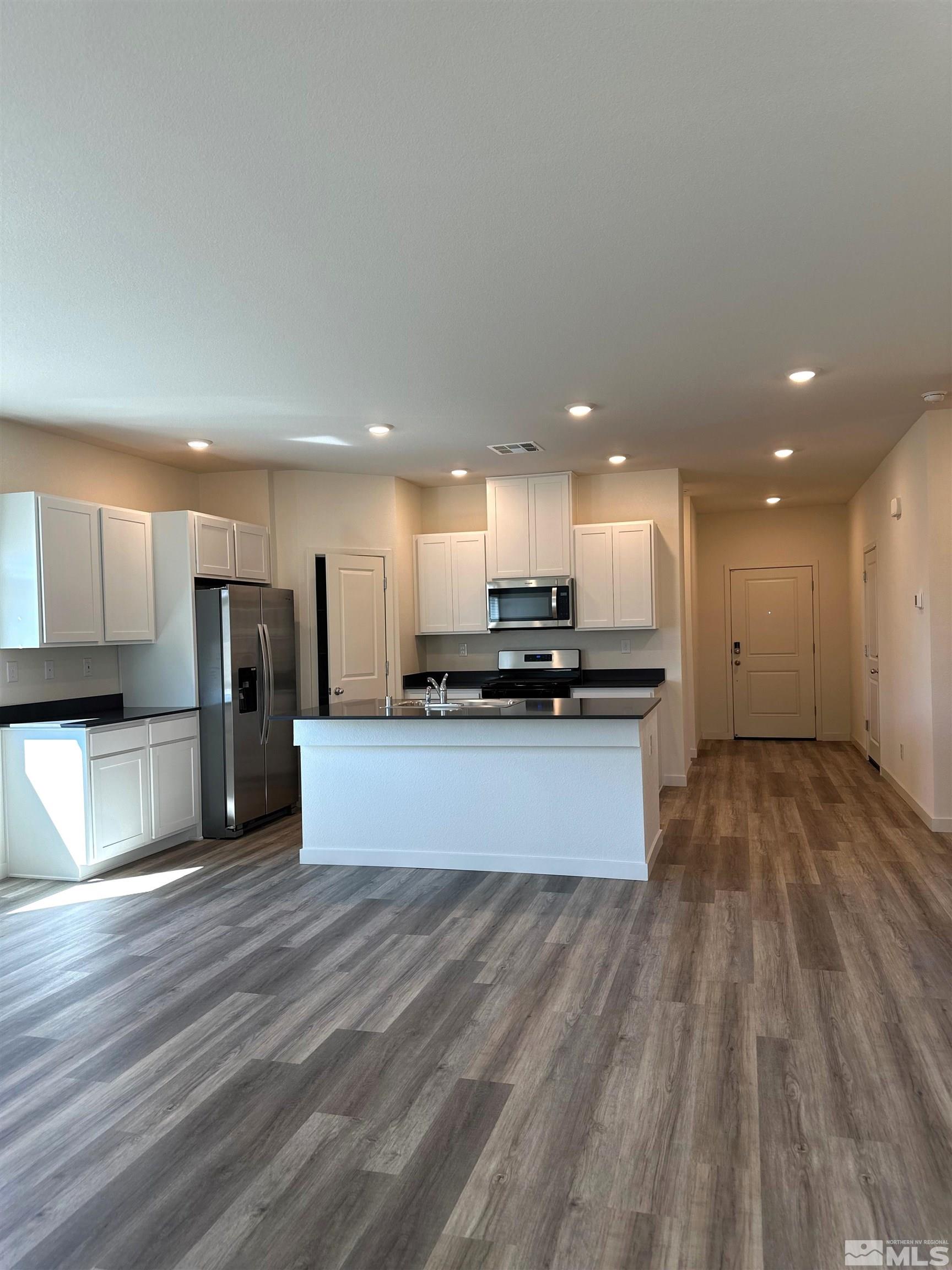 1727 Treeline Drive, Lot #1033