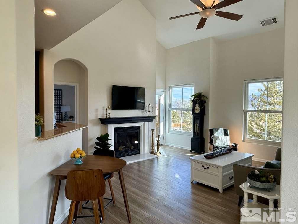 17000 Wedge Parkway, 621