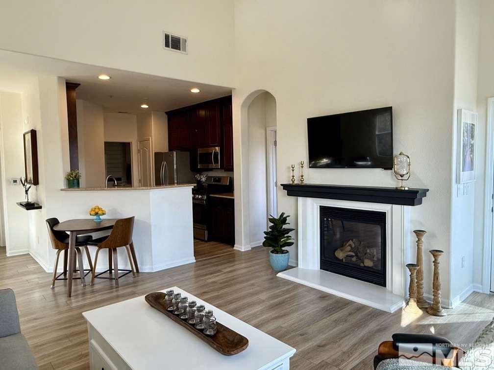 17000 Wedge Parkway, 621