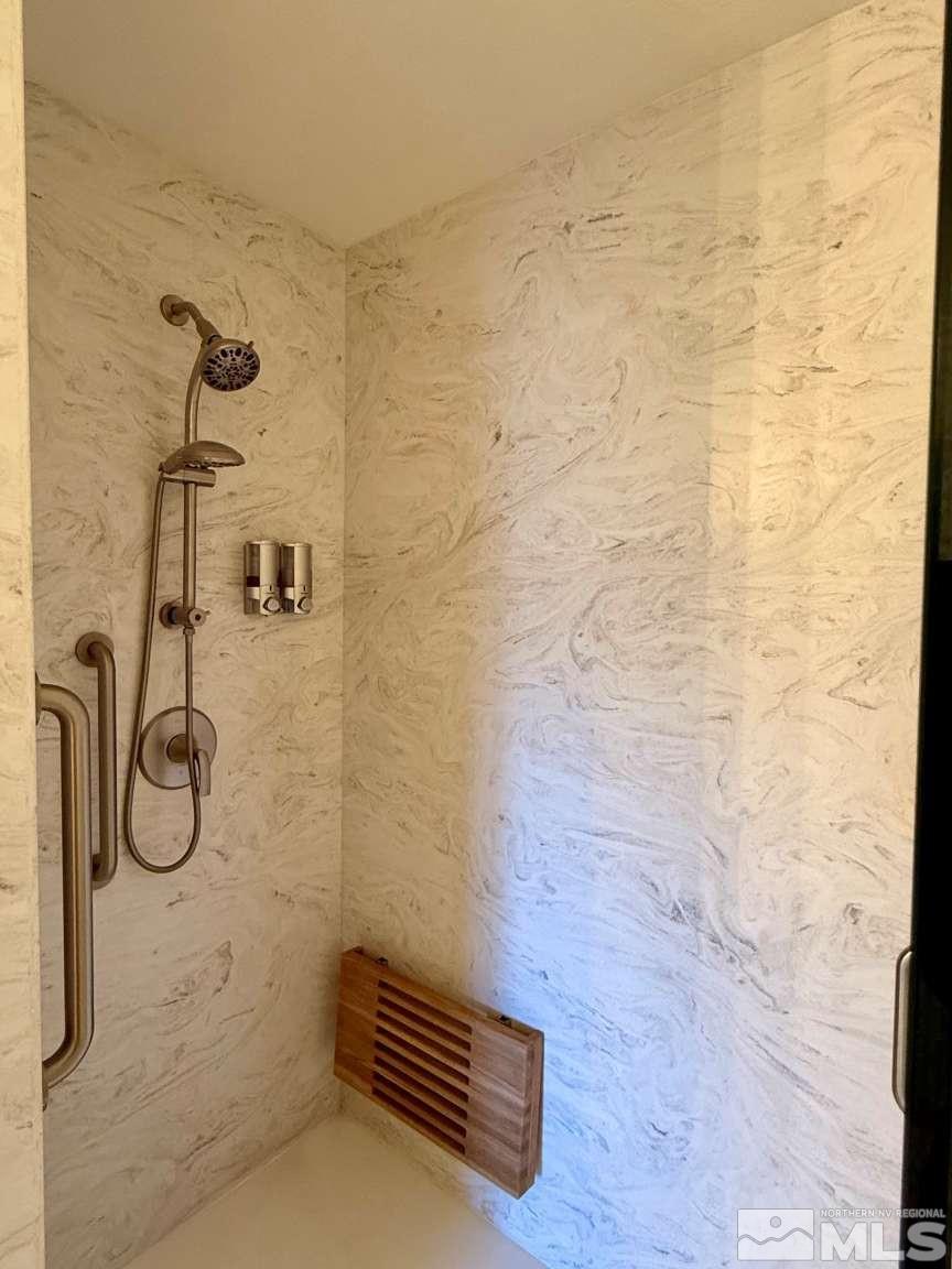 17000 Wedge Parkway, 621