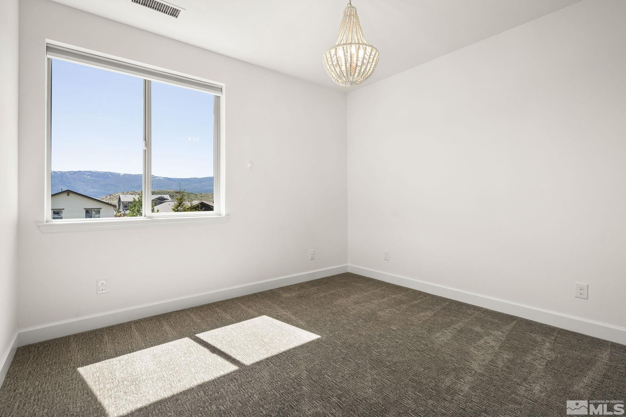 1475 Heavenly View Trail