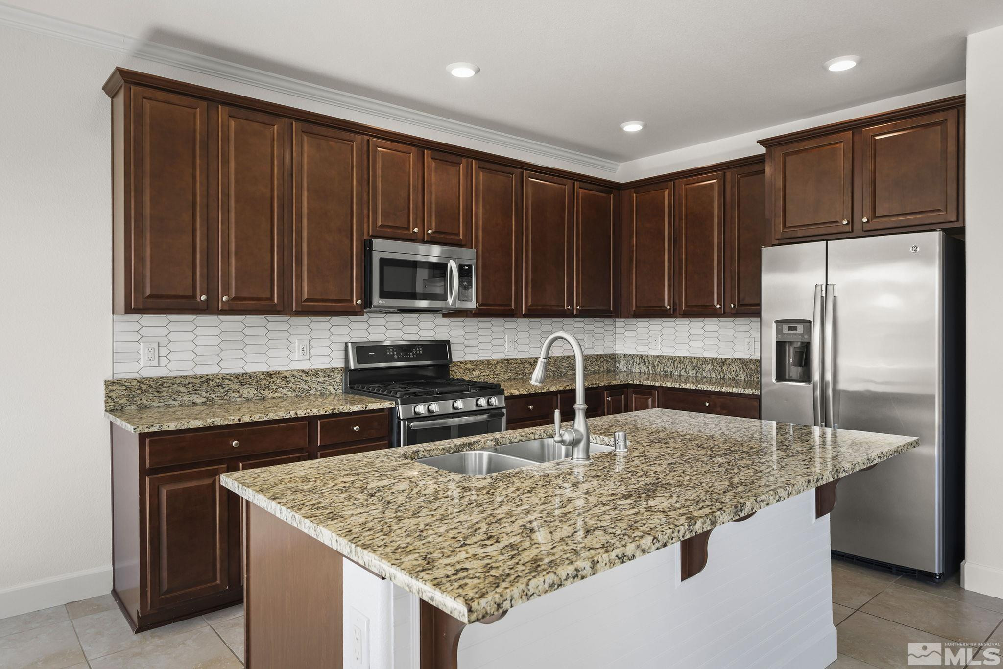 1475 Heavenly View Trail