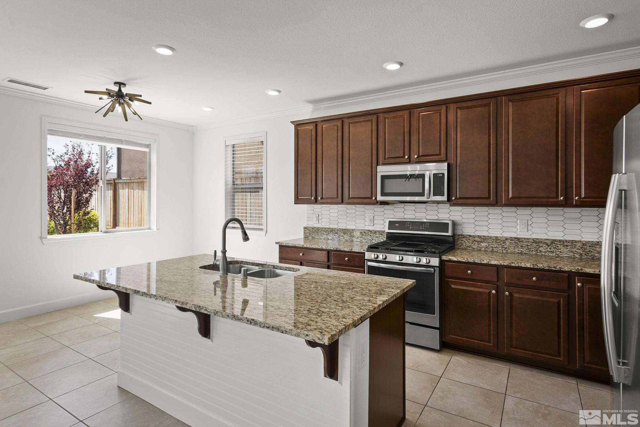 1475 Heavenly View Trail