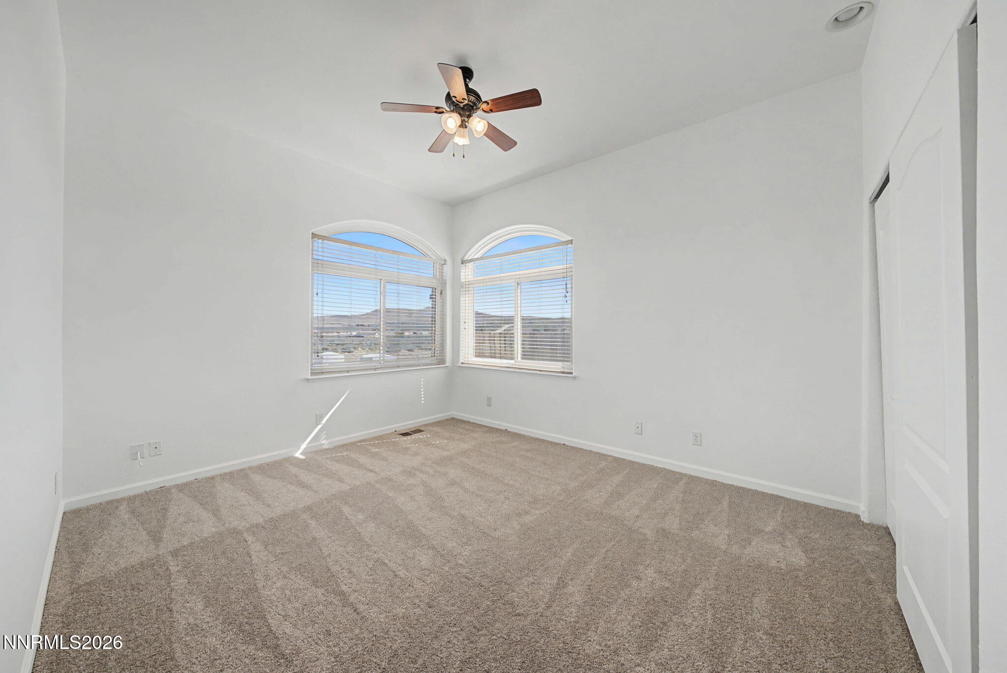 1215 Serpentine Road