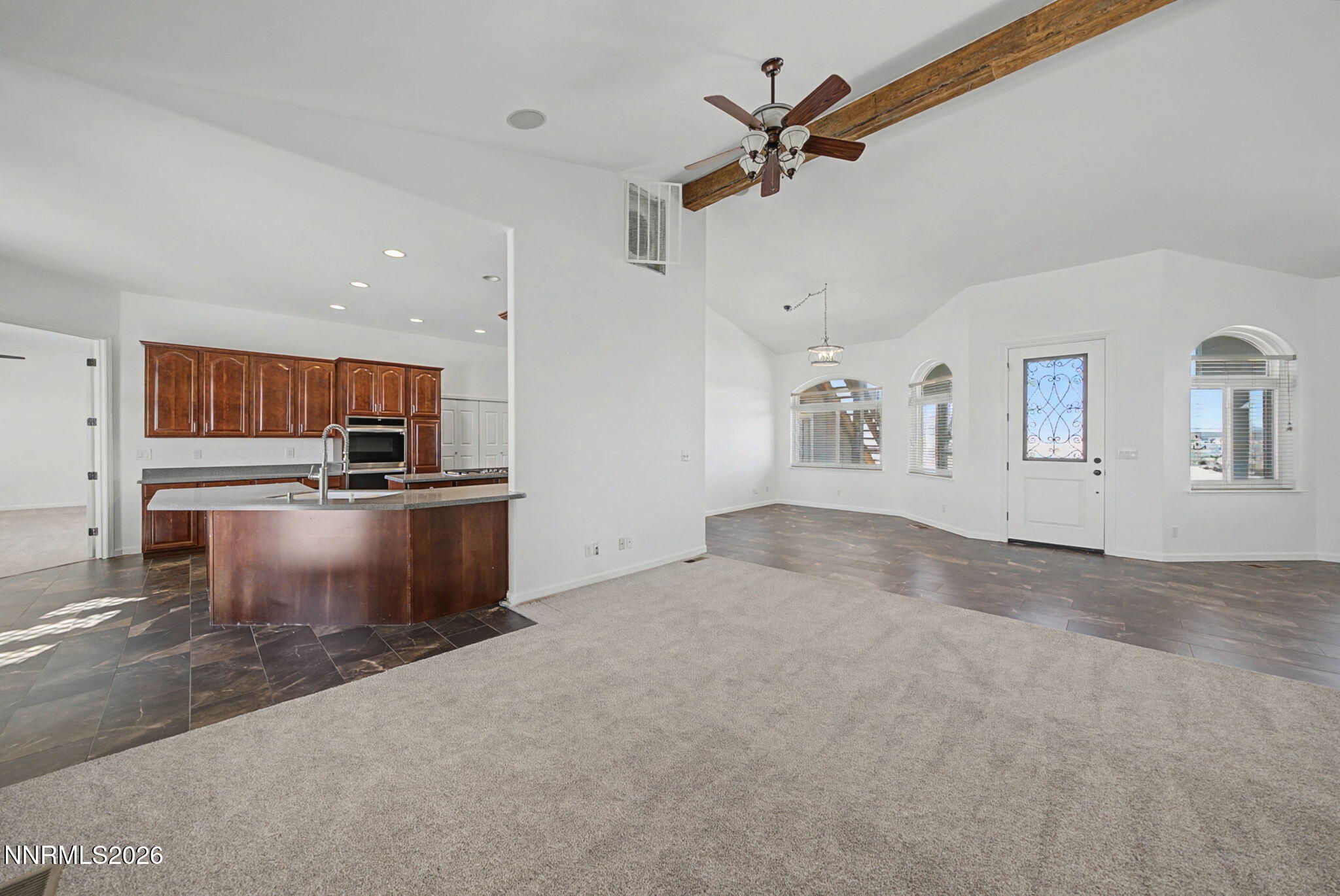 1215 Serpentine Road