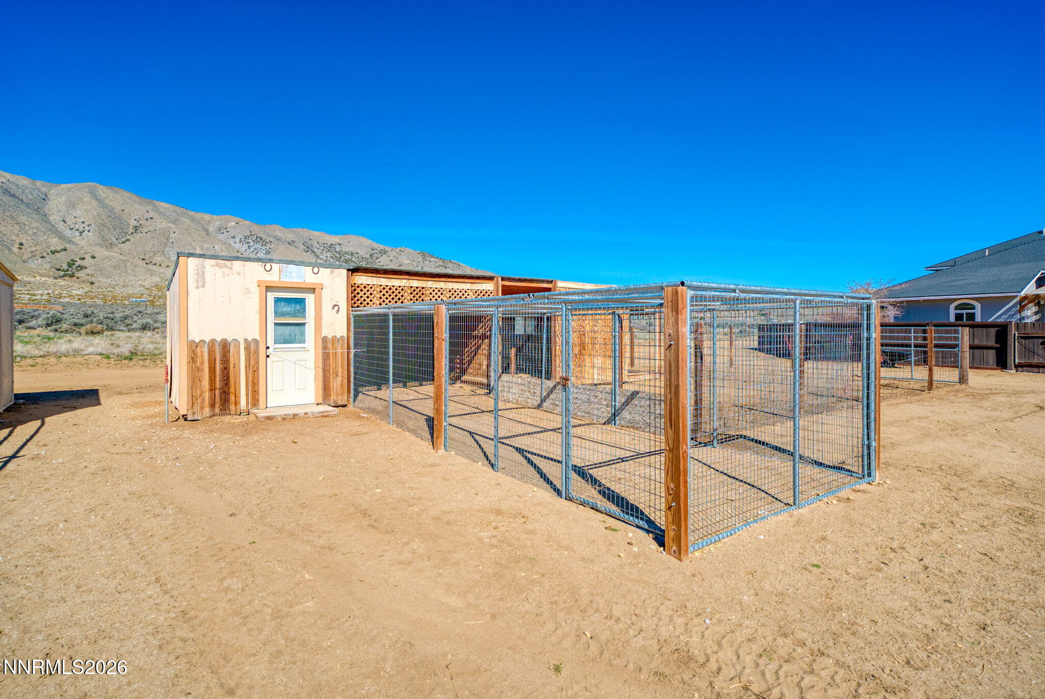 1215 Serpentine Road