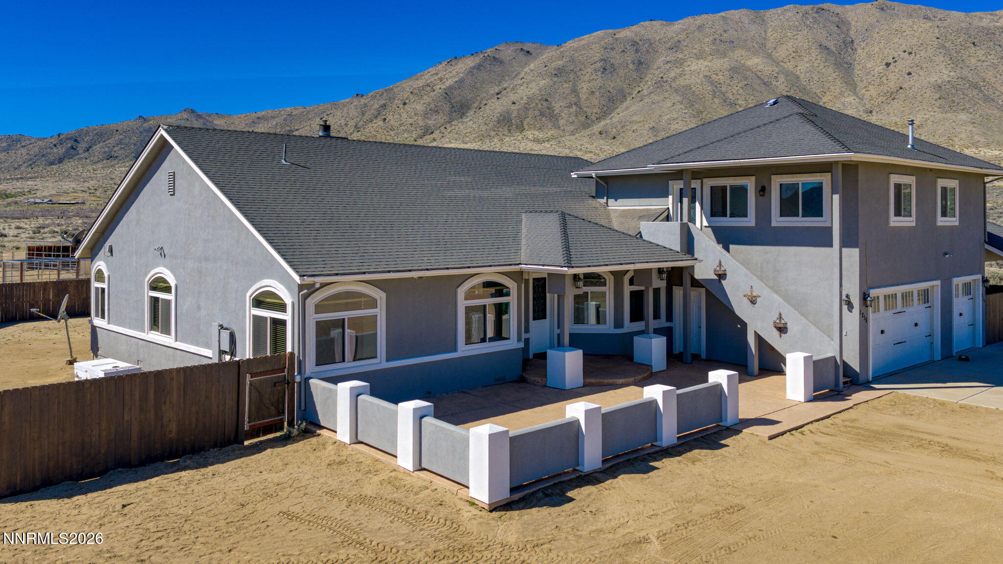 1215 Serpentine Road