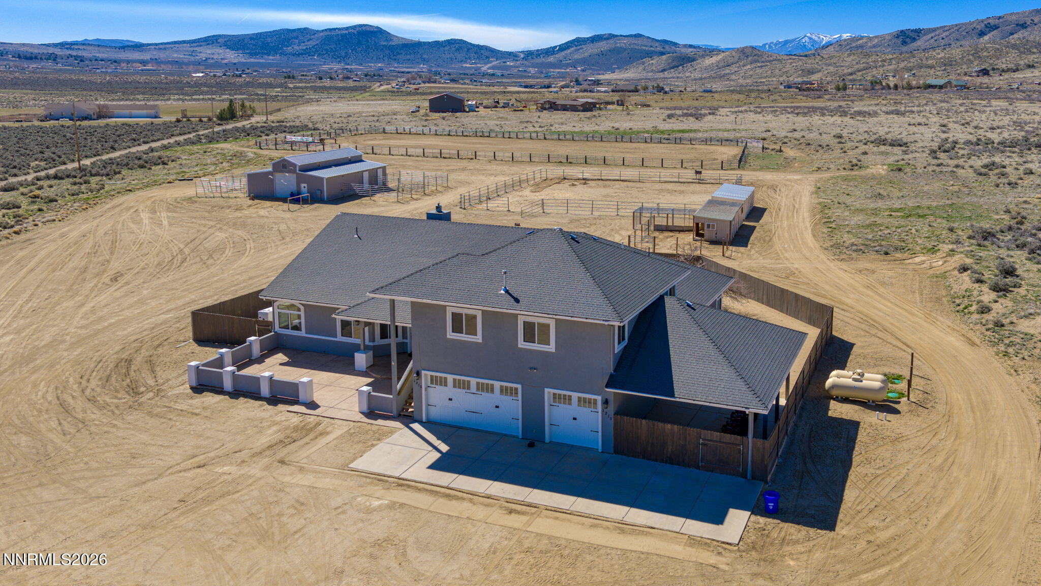 1215 Serpentine Road