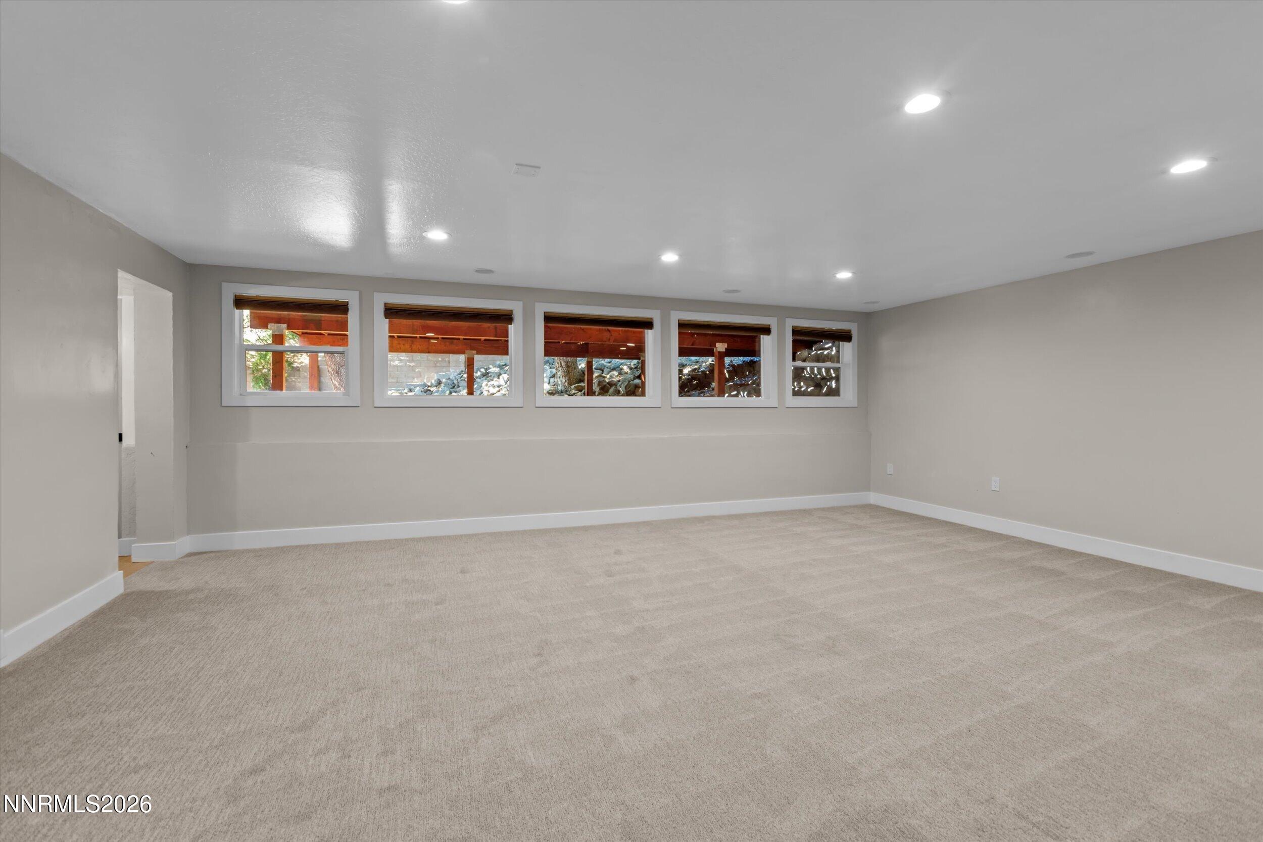 2725 W Lake Ridge Shores Court